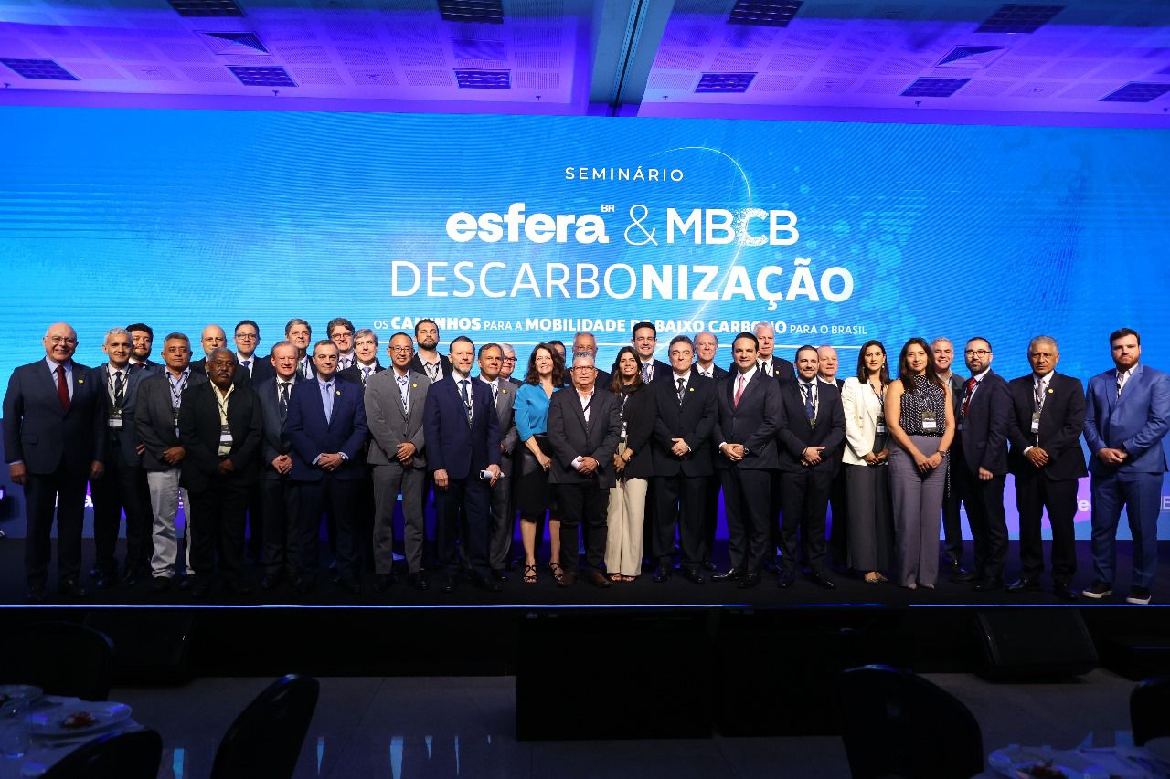 Read more about the article Brasil discute Mobilidade de Baixo Carbono em seminário histórico em Brasília